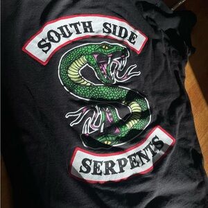 Hot Topic Riverdale South Side Serpents black graphic tee 🐍